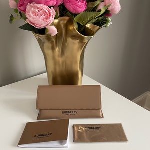 Burberry Sunglasses Case